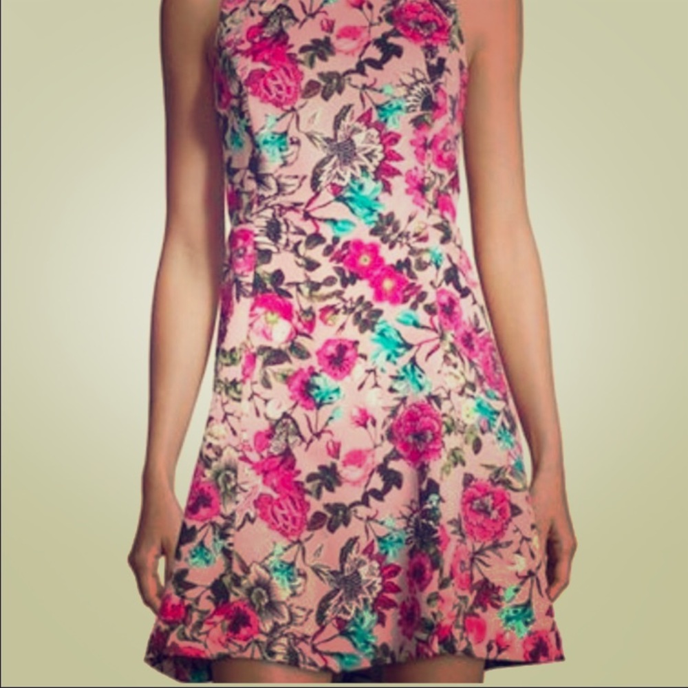 Kensie pink floral dress EUC size small